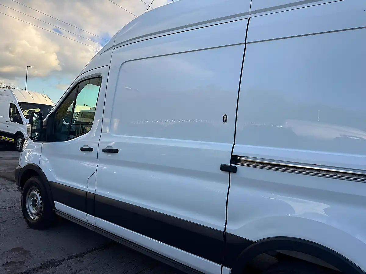 Used 2017 Ford Transit 350 RWD L2 H3 White - Interior and Exterior details 8