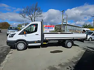 Used 2017 Ford Transit 350 RWD Lwb Dropside White - Interior and Exterior details 5