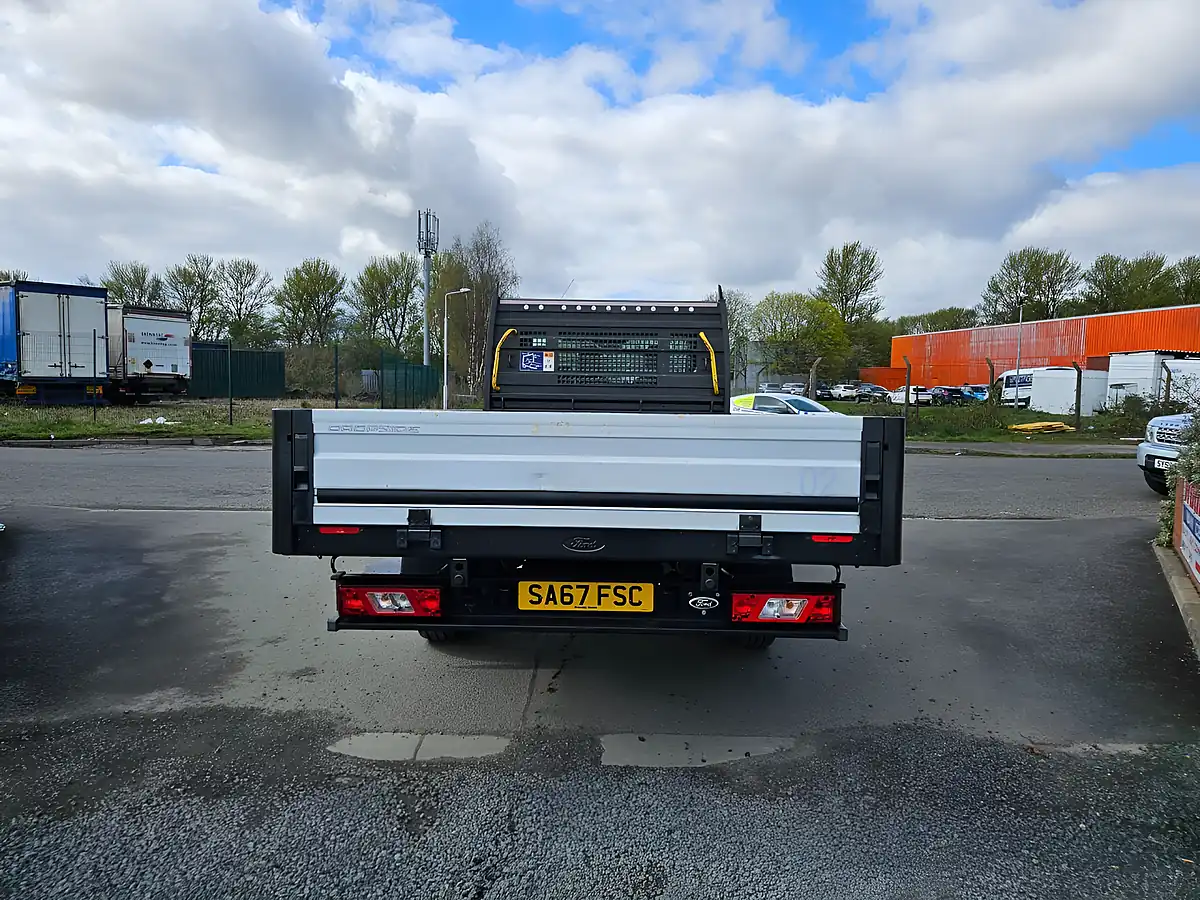 Used 2017 Ford Transit 350 RWD Lwb Dropside White - Interior and Exterior details 7