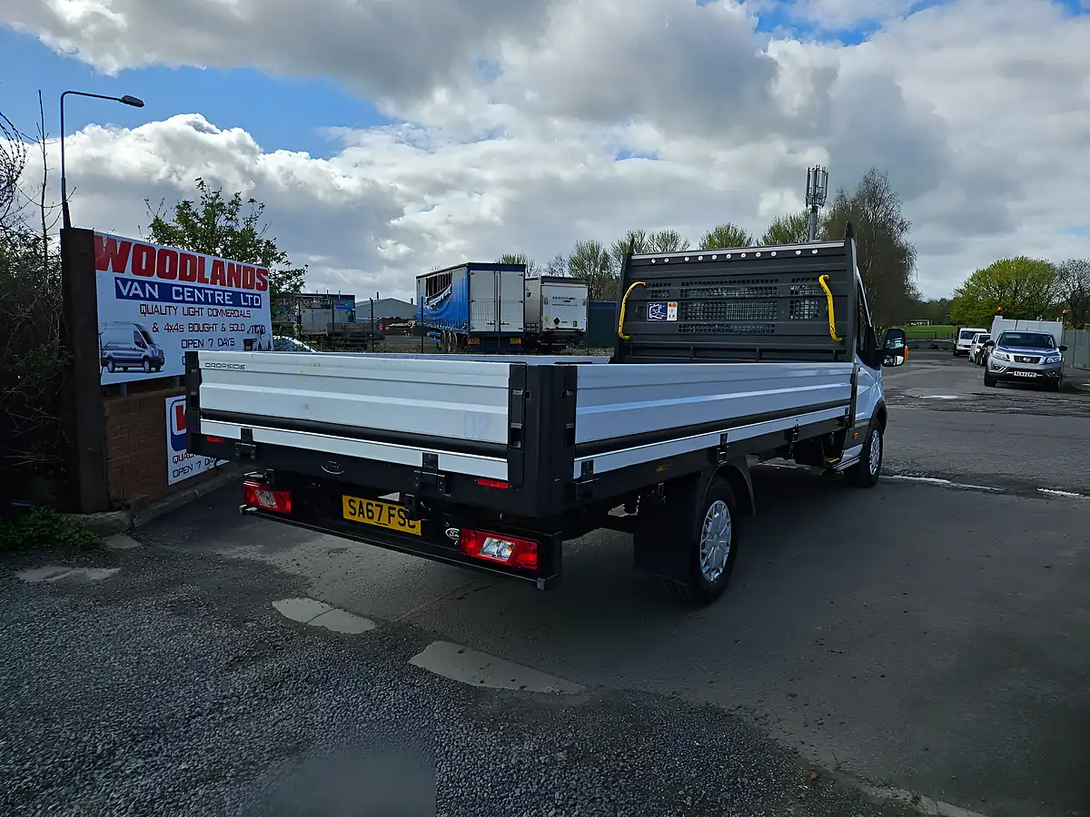 Used 2017 Ford Transit 350 RWD Lwb Dropside White - Interior and Exterior details 8