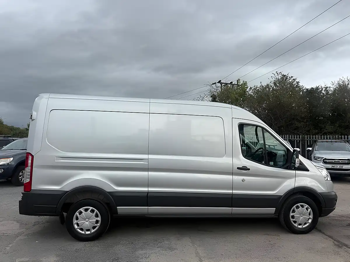 Used 2017 Ford Transit 350 Silver - Interior and Exterior details 2