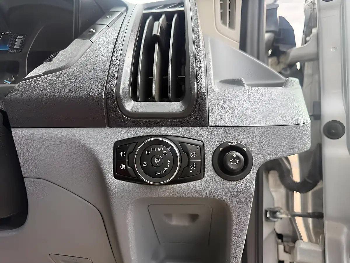 Used 2017 Ford Transit 350 Silver - Interior and Exterior details 20