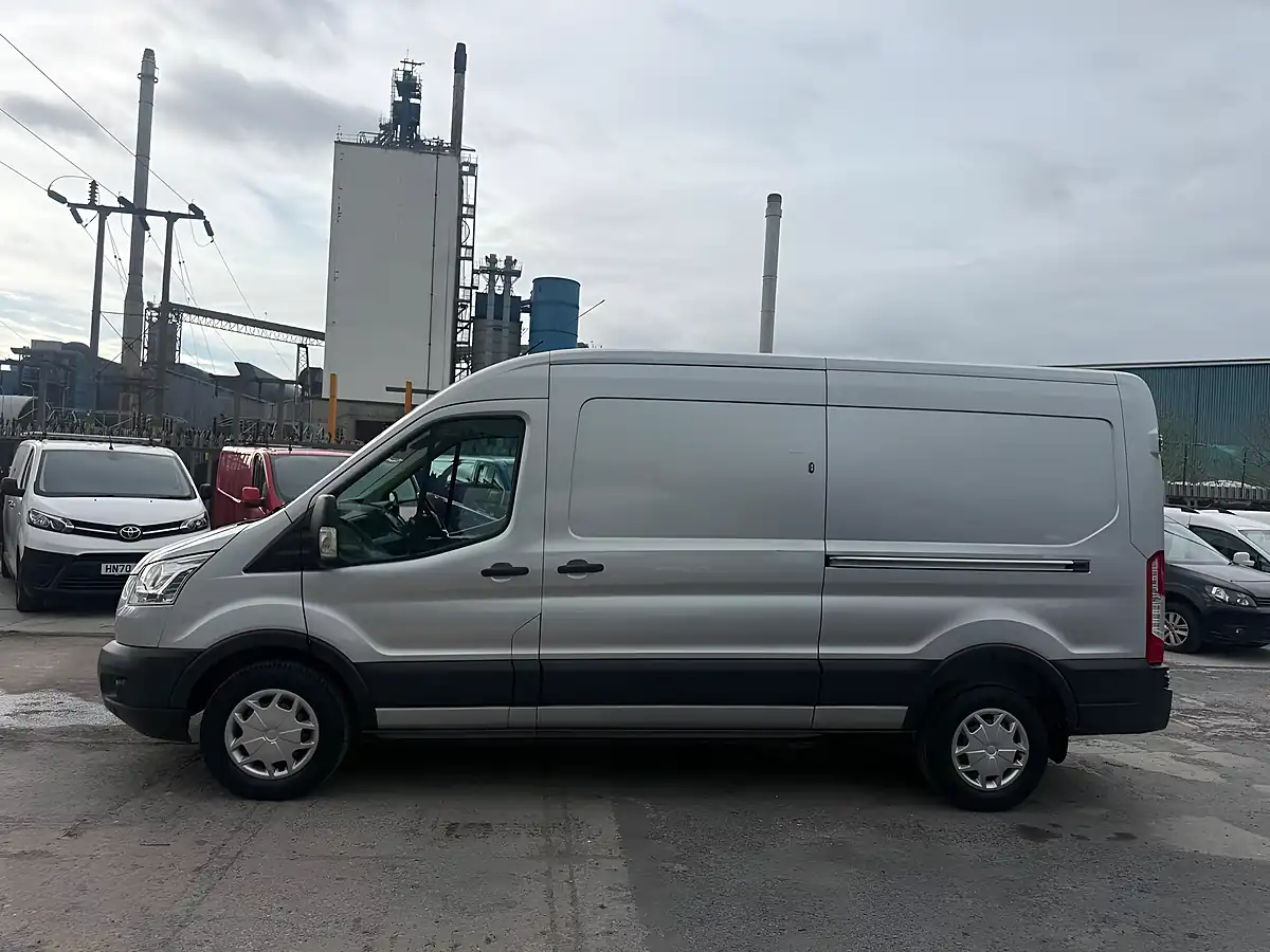 Used 2017 Ford Transit 350 Silver - Interior and Exterior details 5