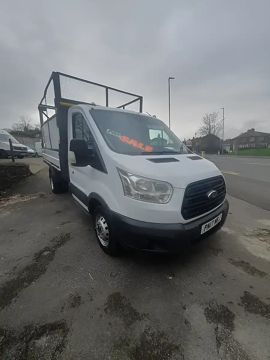 Used 2017 Ford Transit Box Tipper - Interior and Exterior details 7