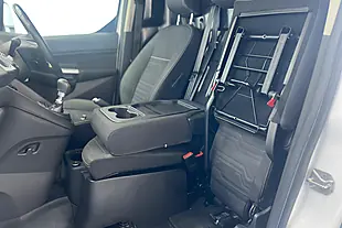 Used 2017 Ford Transit Connect 200 Limited White - Interior and Exterior details 12