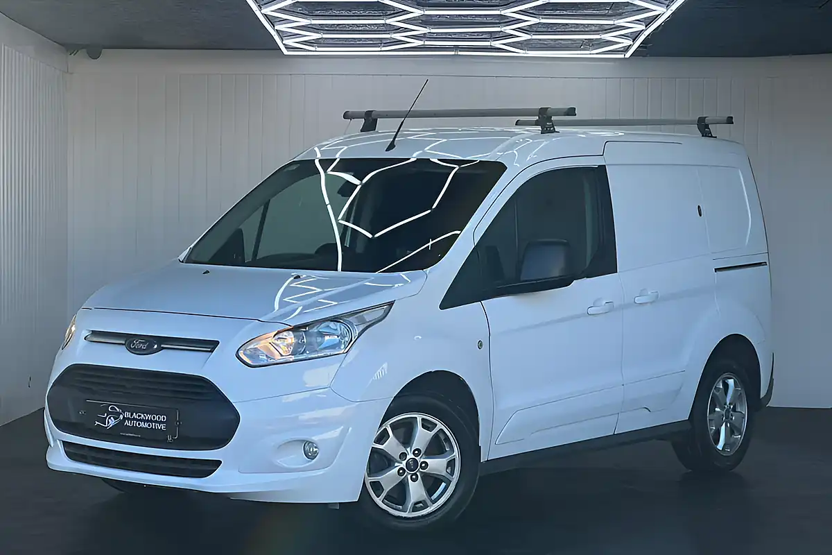 Used 2017 Ford Transit Connect 200 Limited White - Interior and Exterior details 7