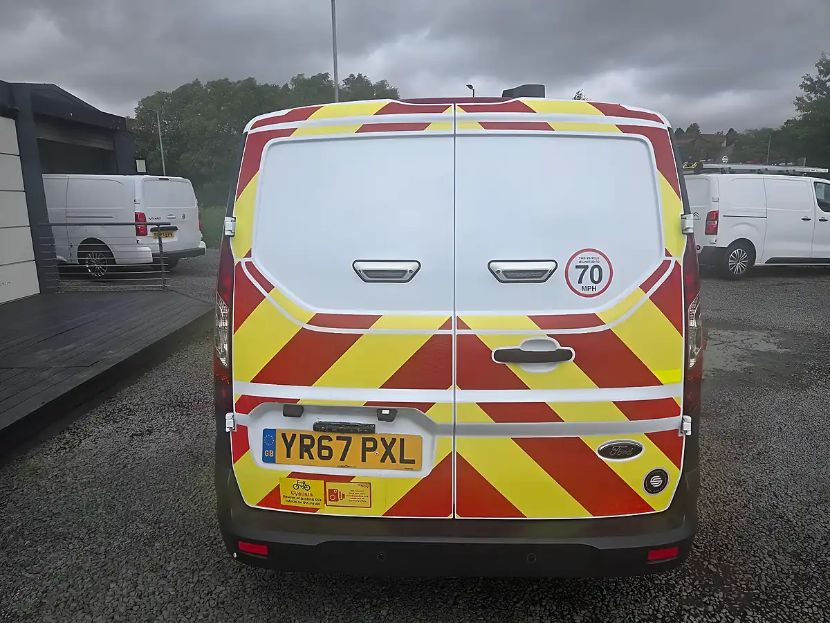 Used 2017 Ford Transit Connect 220 L1 H1 5dr White - Interior and Exterior details 16