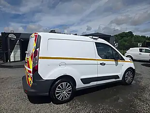 Used 2017 Ford Transit Connect 220 L1 H1 5dr White - Interior and Exterior details 4