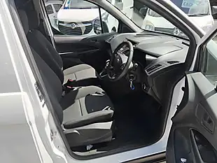 Used 2017 Ford Transit Connect Automatic White - Interior and Exterior details 12