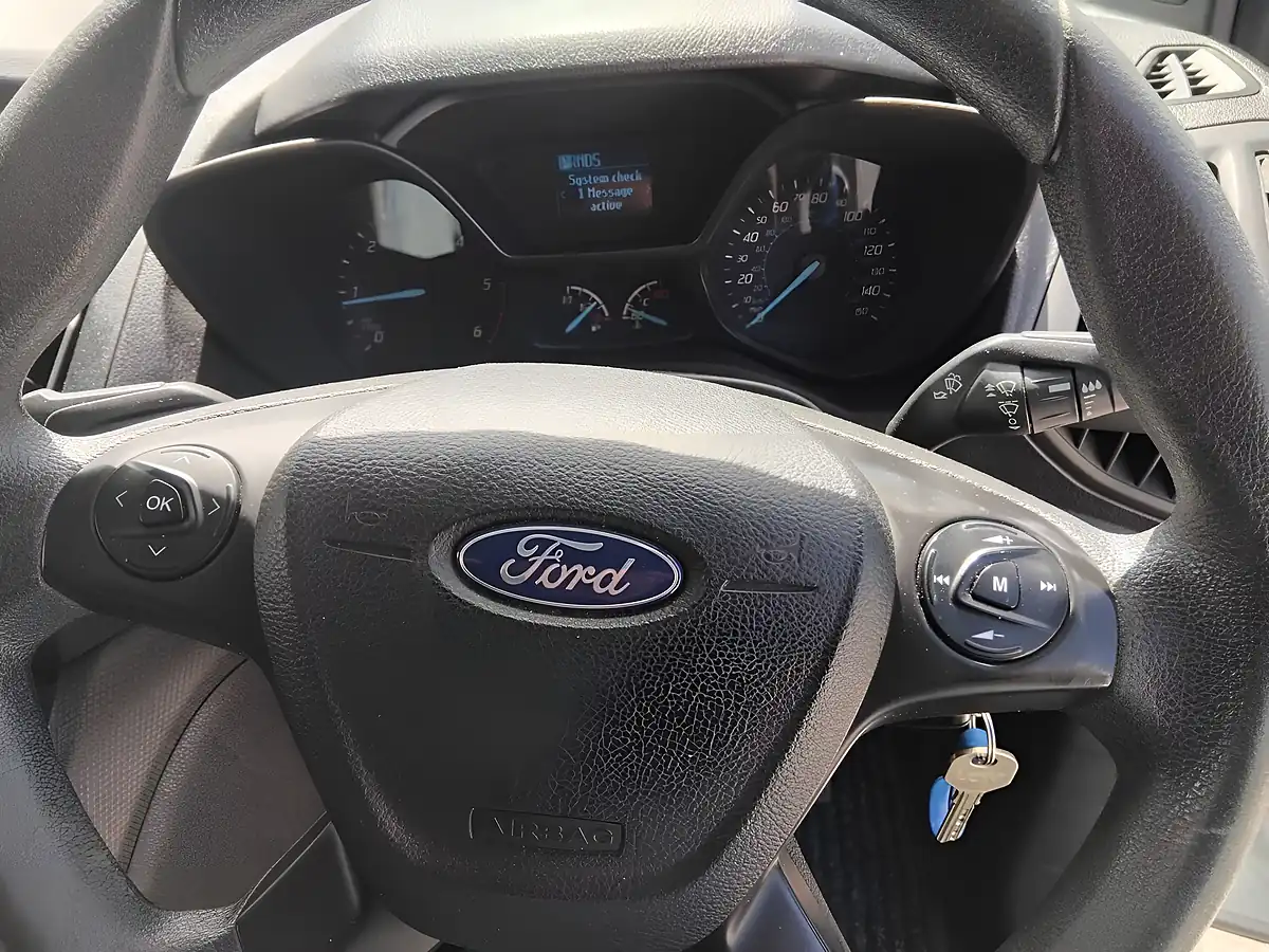 Used 2017 Ford Transit Connect Automatic White - Interior and Exterior details 16
