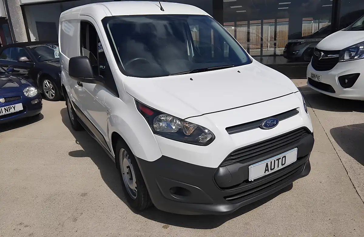 Used 2017 Ford Transit Connect Automatic White - Interior and Exterior details 2