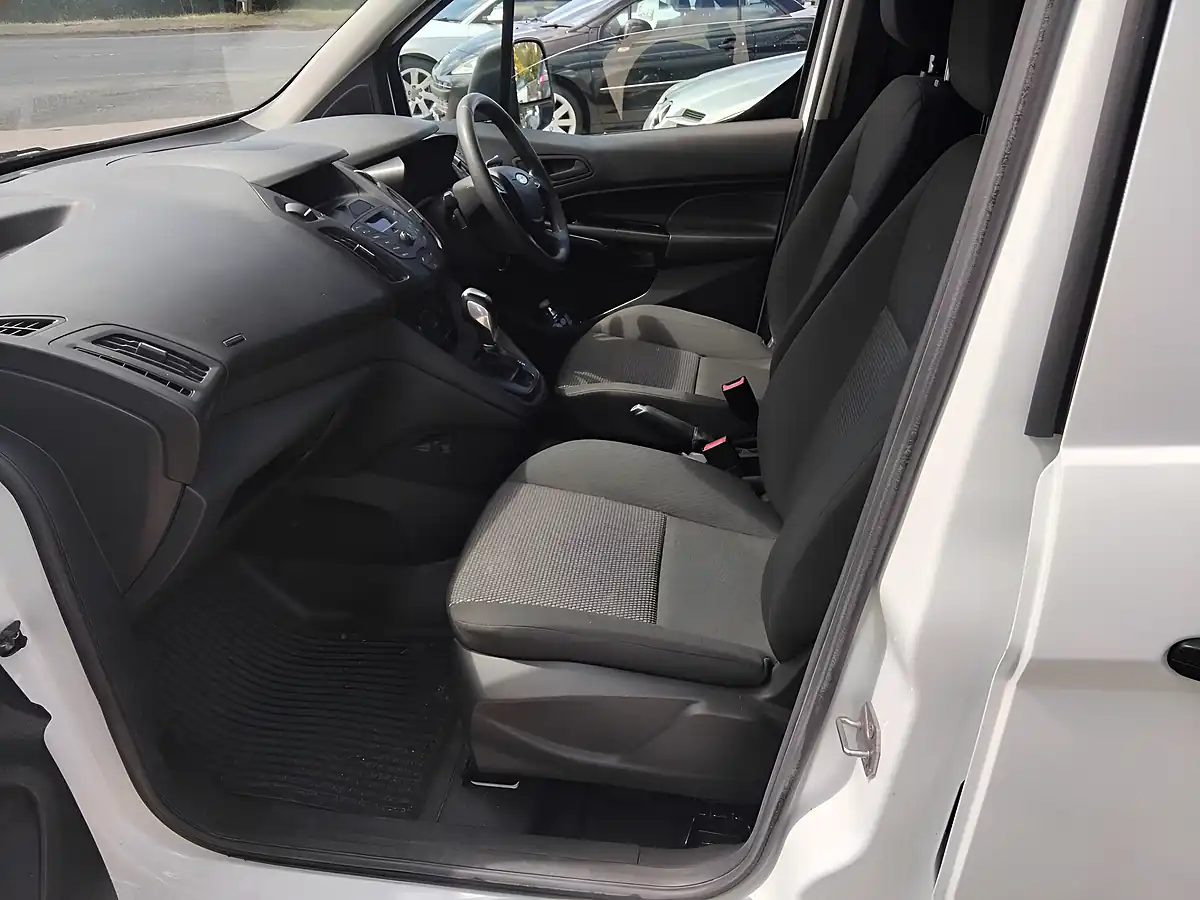 Used 2017 Ford Transit Connect Automatic White - Interior and Exterior details 20