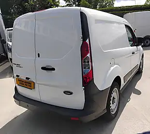 Used 2017 Ford Transit Connect Automatic White - Interior and Exterior details 9