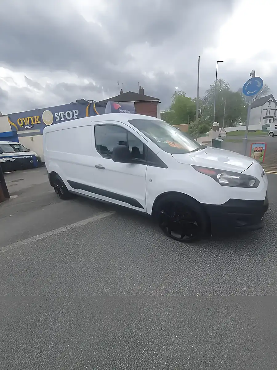 Used 2017 Ford Transit Connect L2 Long Wheelbase - Interior and Exterior details 4
