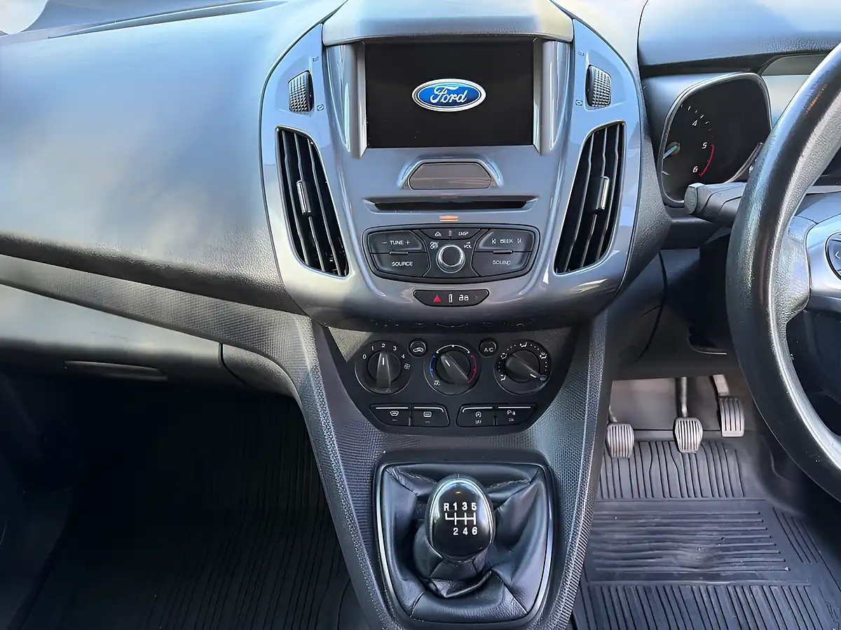 Used 2017 Ford Transit Connect Limited Blue - Interior and Exterior details 10