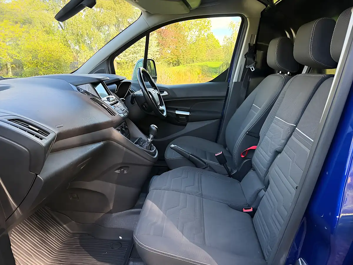 Used 2017 Ford Transit Connect Limited Blue - Interior and Exterior details 17