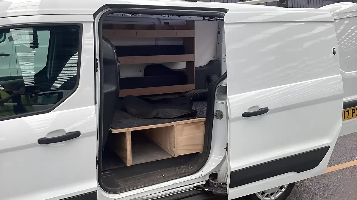Used 2017 Ford Transit Connect Trend Nav Lwb White - Interior and Exterior details 10