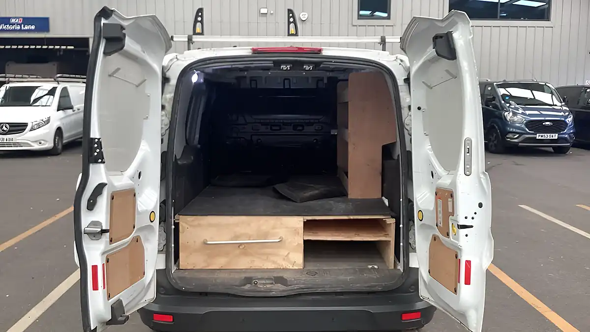 Used 2017 Ford Transit Connect Trend Nav Lwb White - Interior and Exterior details 8