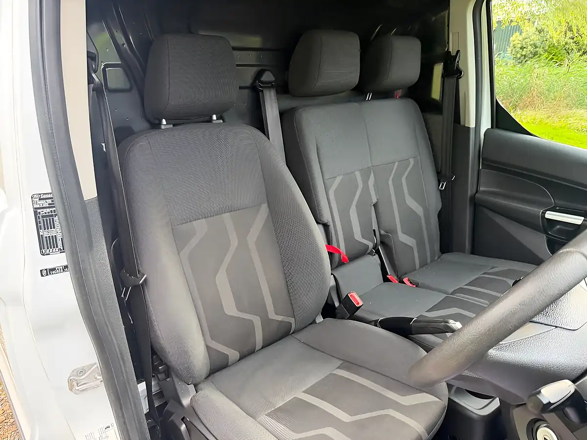 Used 2017 Ford Transit Connect Trend White - Interior and Exterior details 15