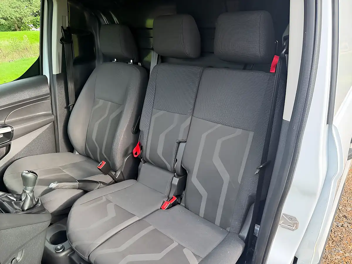 Used 2017 Ford Transit Connect Trend White - Interior and Exterior details 17