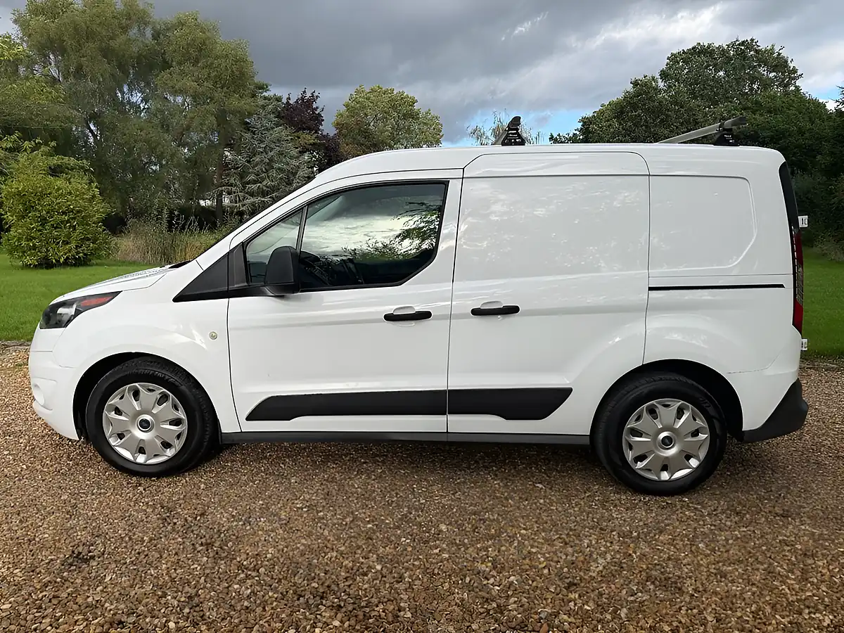 Used 2017 Ford Transit Connect Trend White - Interior and Exterior details 2