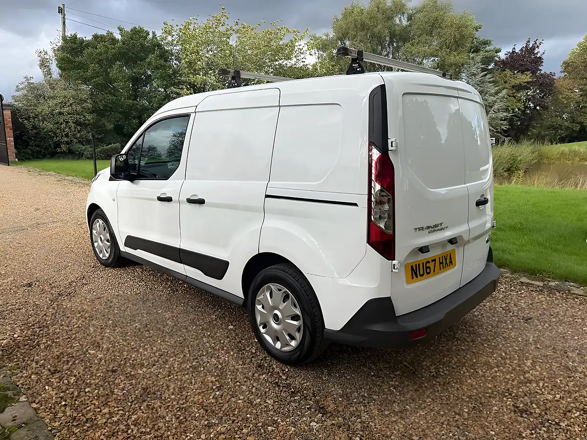 Used 2017 Ford Transit Connect Trend White - Interior and Exterior details 3