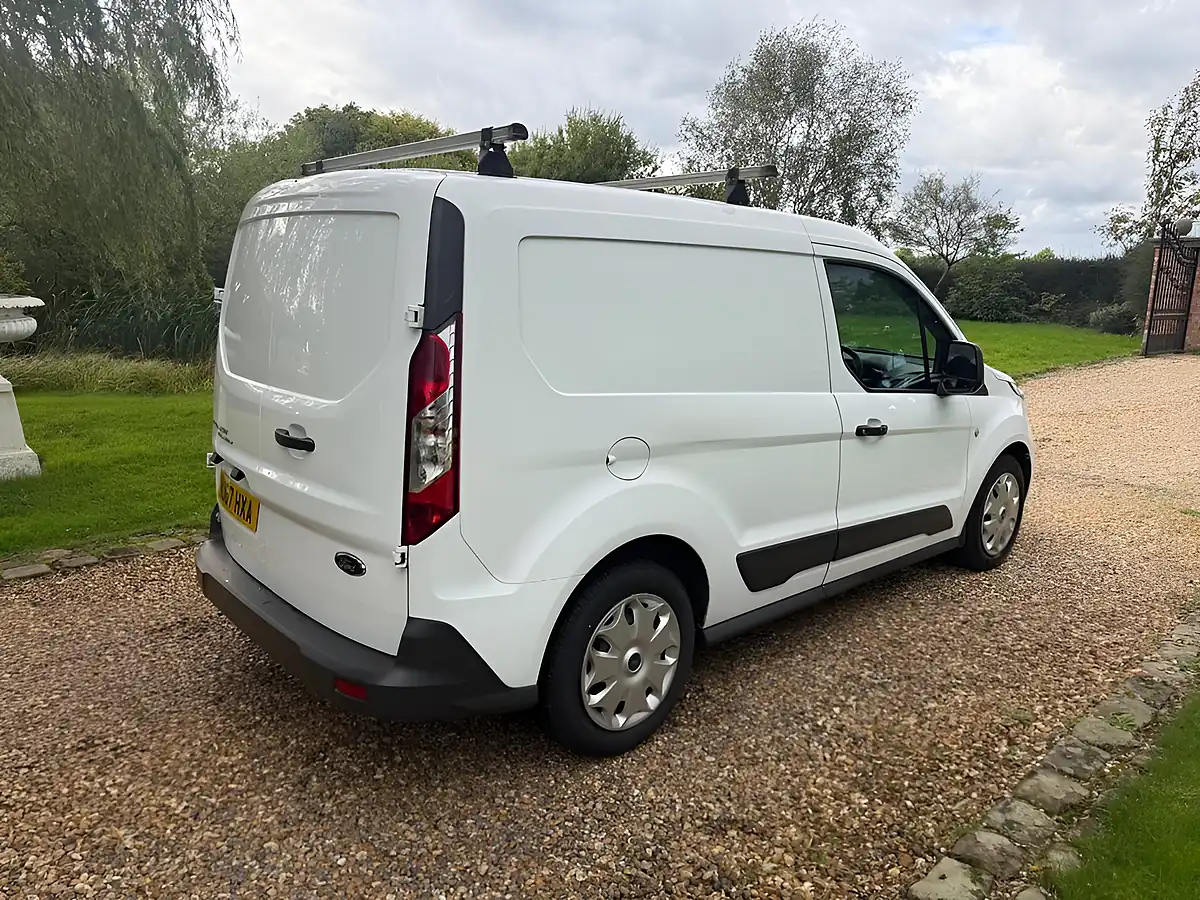 Used 2017 Ford Transit Connect Trend White - Interior and Exterior details 5