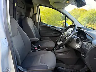 Used 2017 Ford Transit Courier Trend Silver - Interior and Exterior details 14