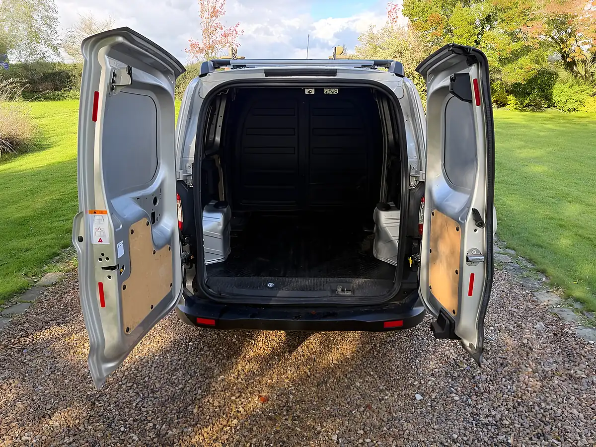 Used 2017 Ford Transit Courier Trend Silver - Interior and Exterior details 19