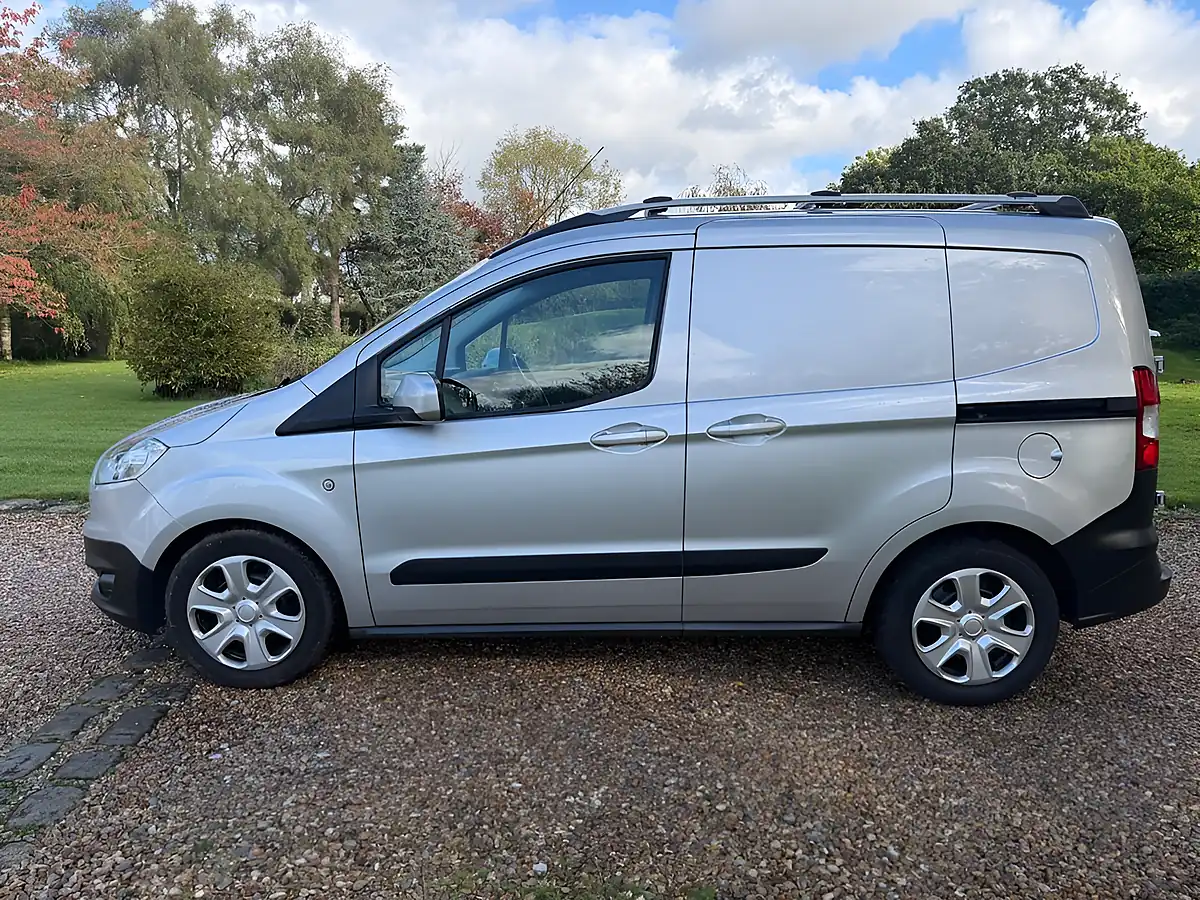 Used 2017 Ford Transit Courier Trend Silver - Interior and Exterior details 2