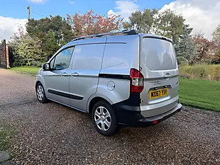 Used 2017 Ford Transit Courier Trend Silver - Interior and Exterior details 3