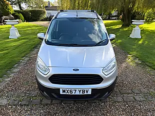 Used 2017 Ford Transit Courier Trend Silver - Interior and Exterior details 8