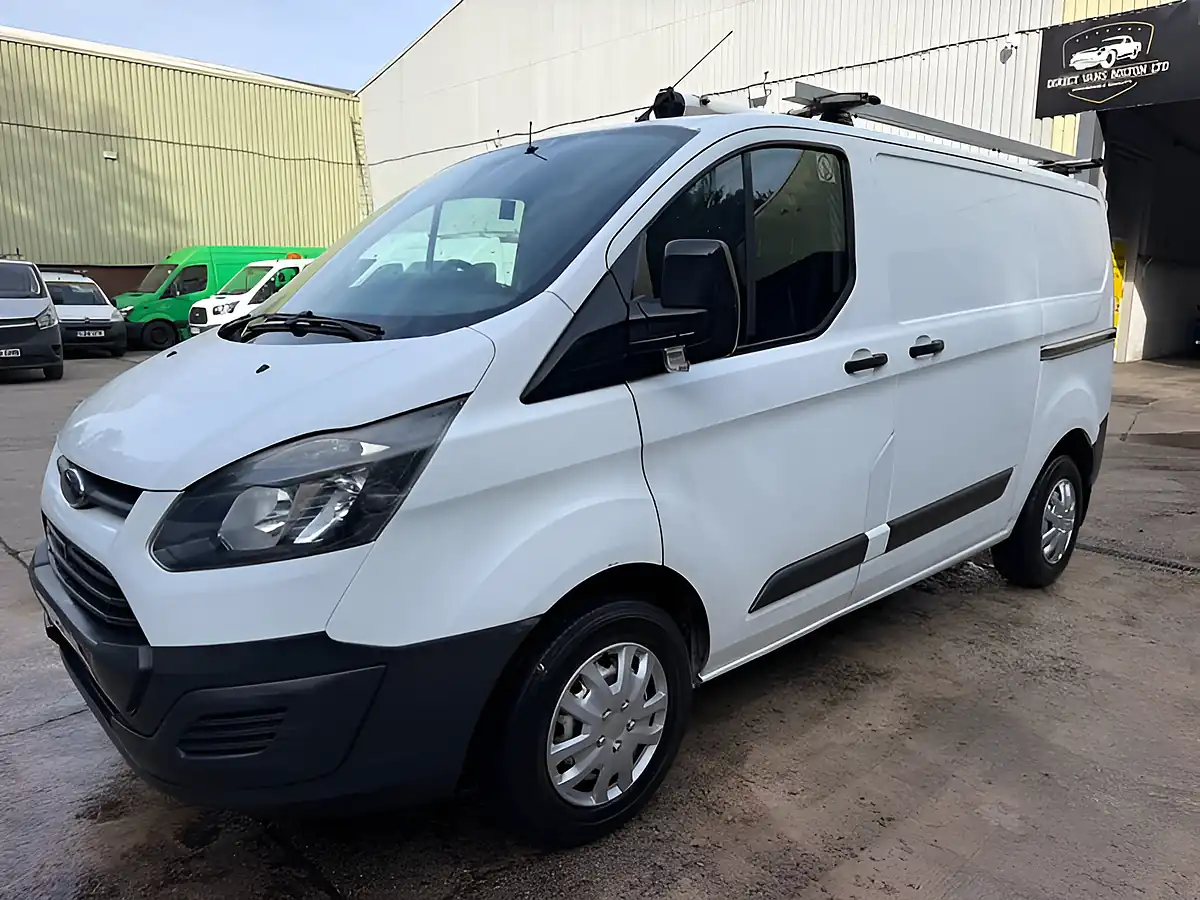 Used 2017 Ford Transit Custom 250 Panel Van White - Interior and Exterior details 12