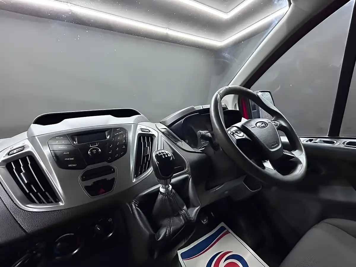 Used 2017 Ford Transit Custom 270 Panel Van Red - Interior and Exterior details 17