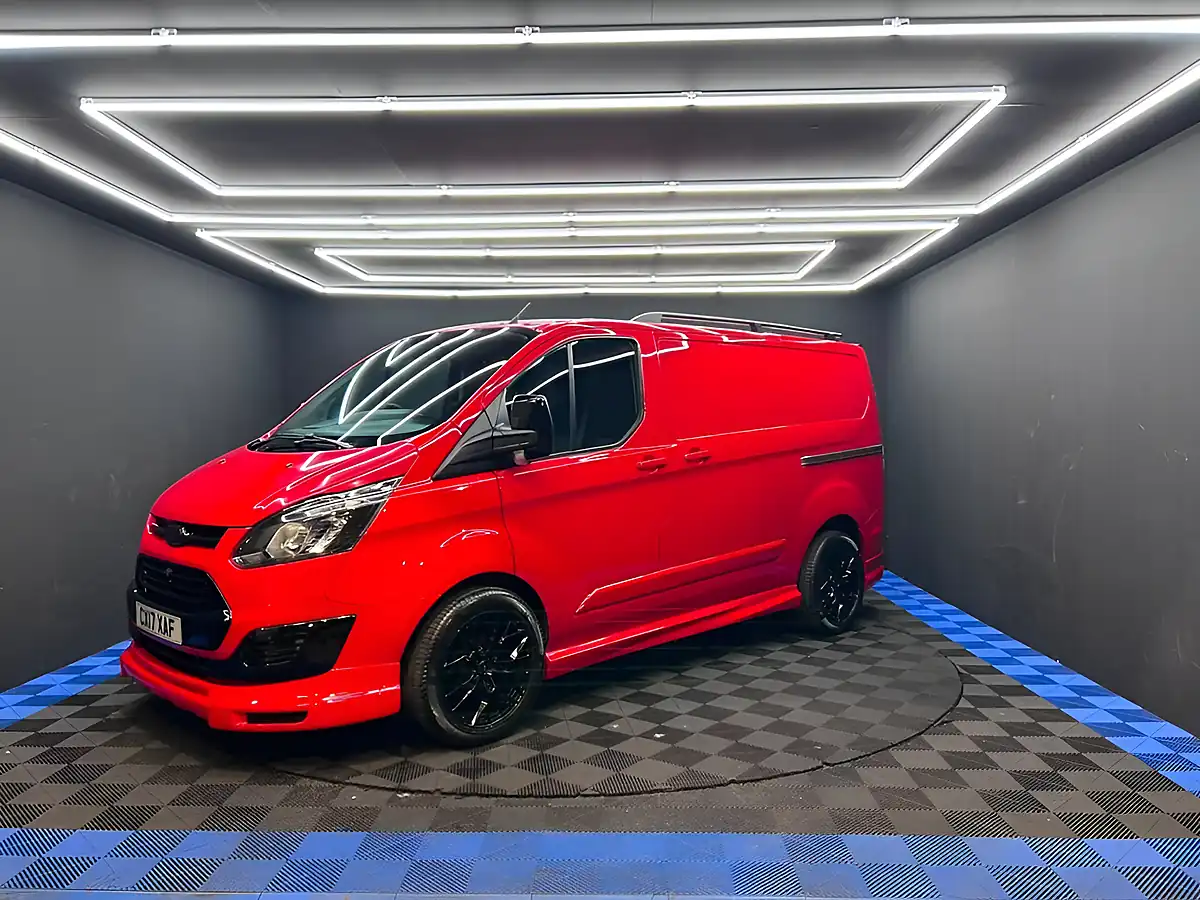 Used 2017 Ford Transit Custom 270 Panel Van Red - Interior and Exterior details 8