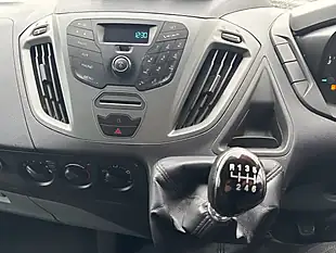 Used 2017 Ford Transit Custom 270 White - Interior and Exterior details 11