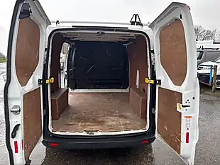 Used 2017 Ford Transit Custom 270 White - Interior and Exterior details 7