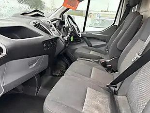 Used 2017 Ford Transit Custom 270 White - Interior and Exterior details 9