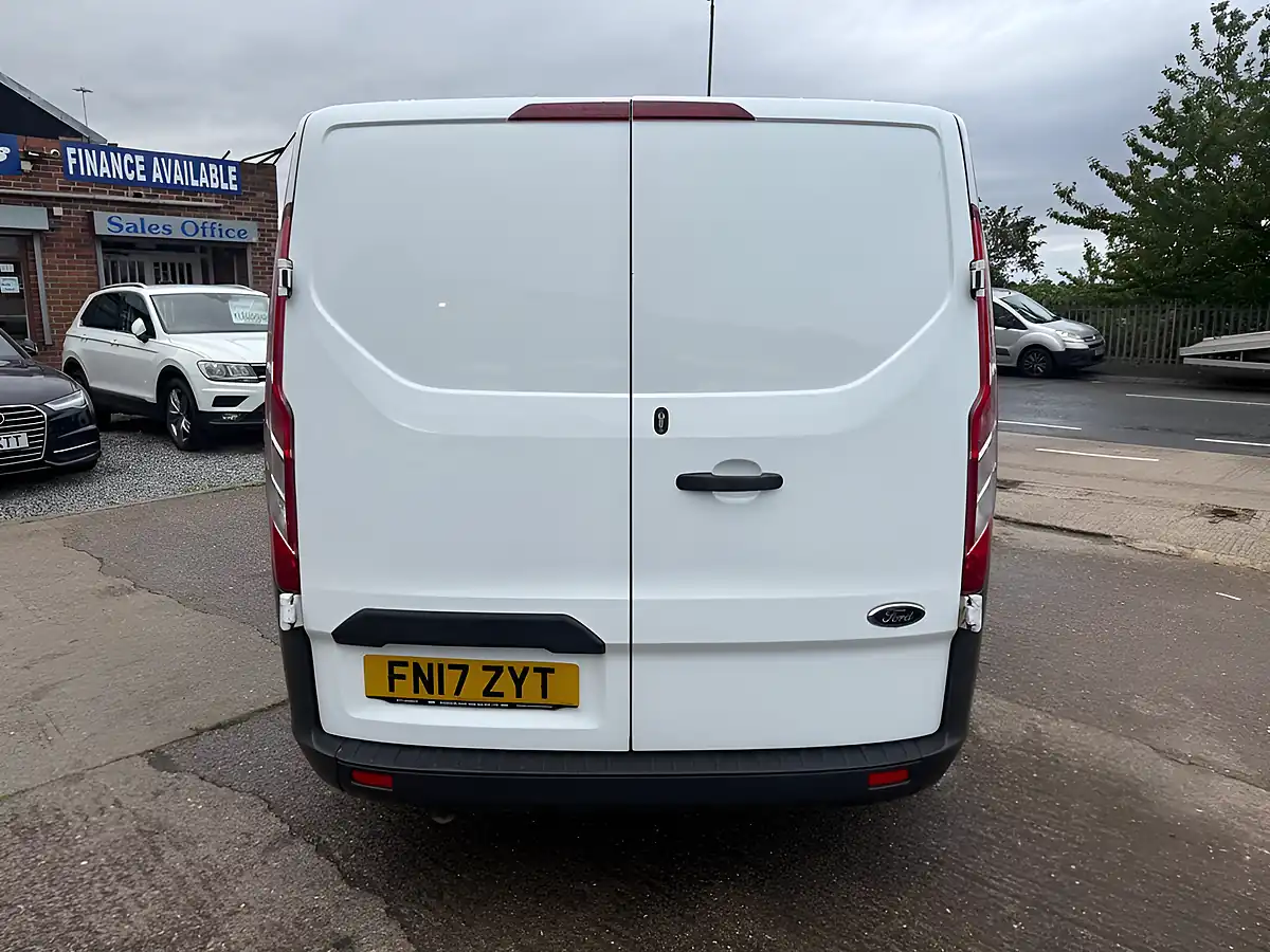 Used 2017 Ford Transit Custom 290 L1 H1 White - Interior and Exterior details 11