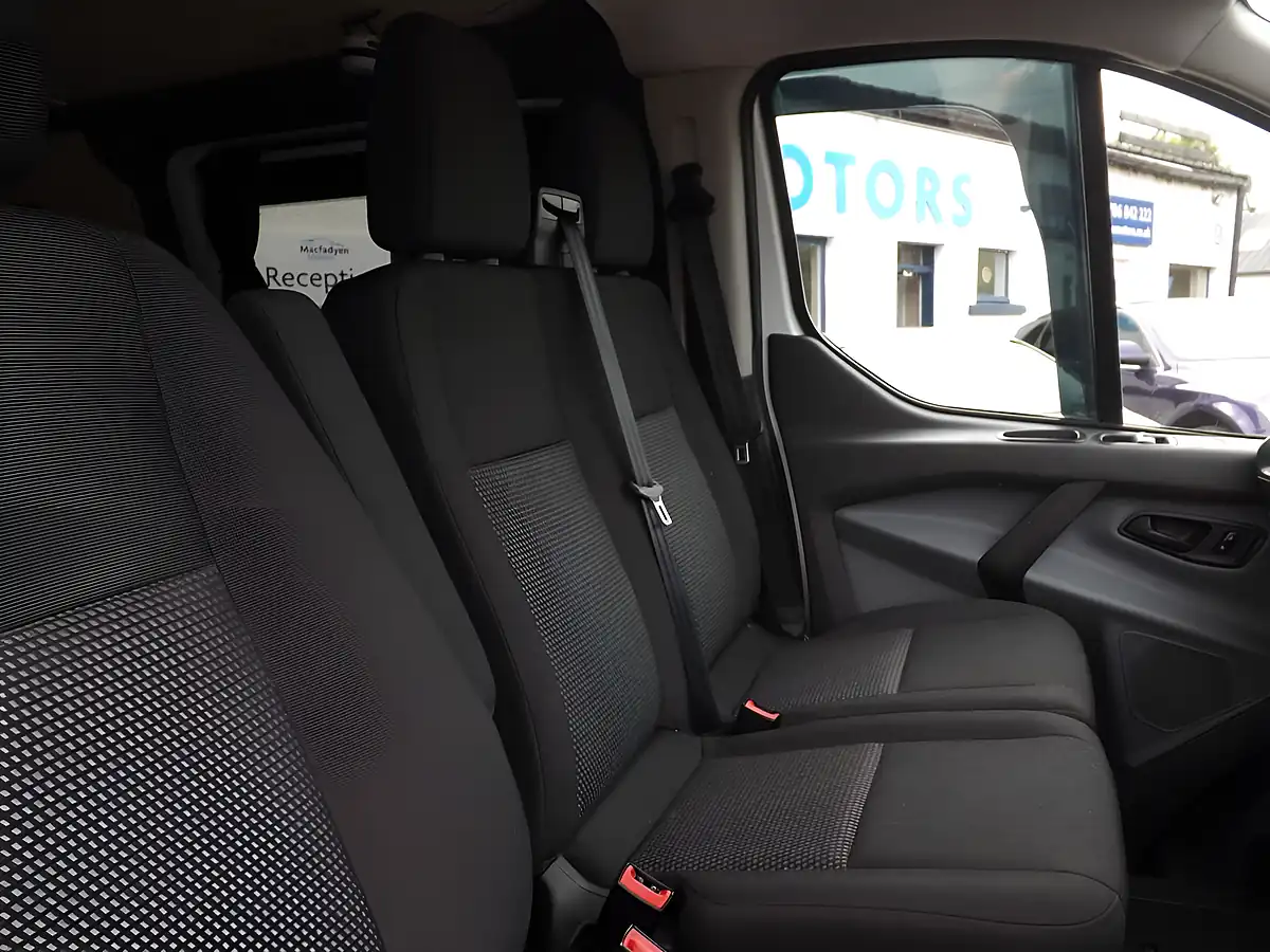 Used 2017 Ford Transit Custom 290 Panel Van White - Interior and Exterior details 12