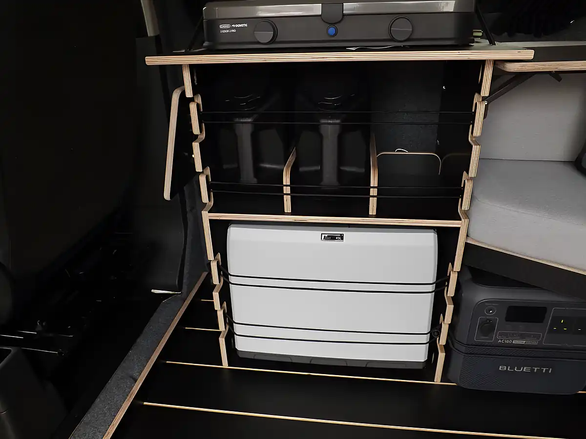 Used 2017 Ford Transit Custom 290 Panel Van White - Interior and Exterior details 15