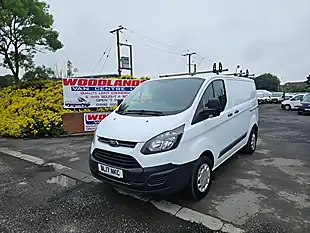 Used 2017 Ford Transit Custom 290 Swb White - Interior and Exterior details 4