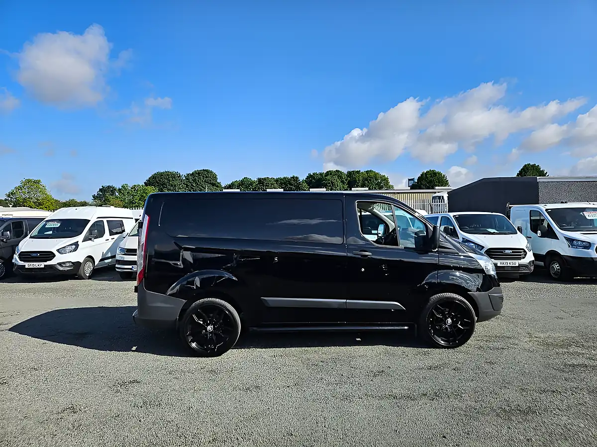 Used 2017 Ford Transit Custom 310 Panel Van L1 H1 White - Interior and Exterior details 2