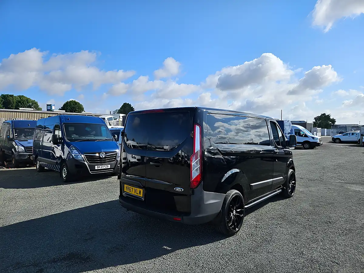 Used 2017 Ford Transit Custom 310 Panel Van L1 H1 White - Interior and Exterior details 8