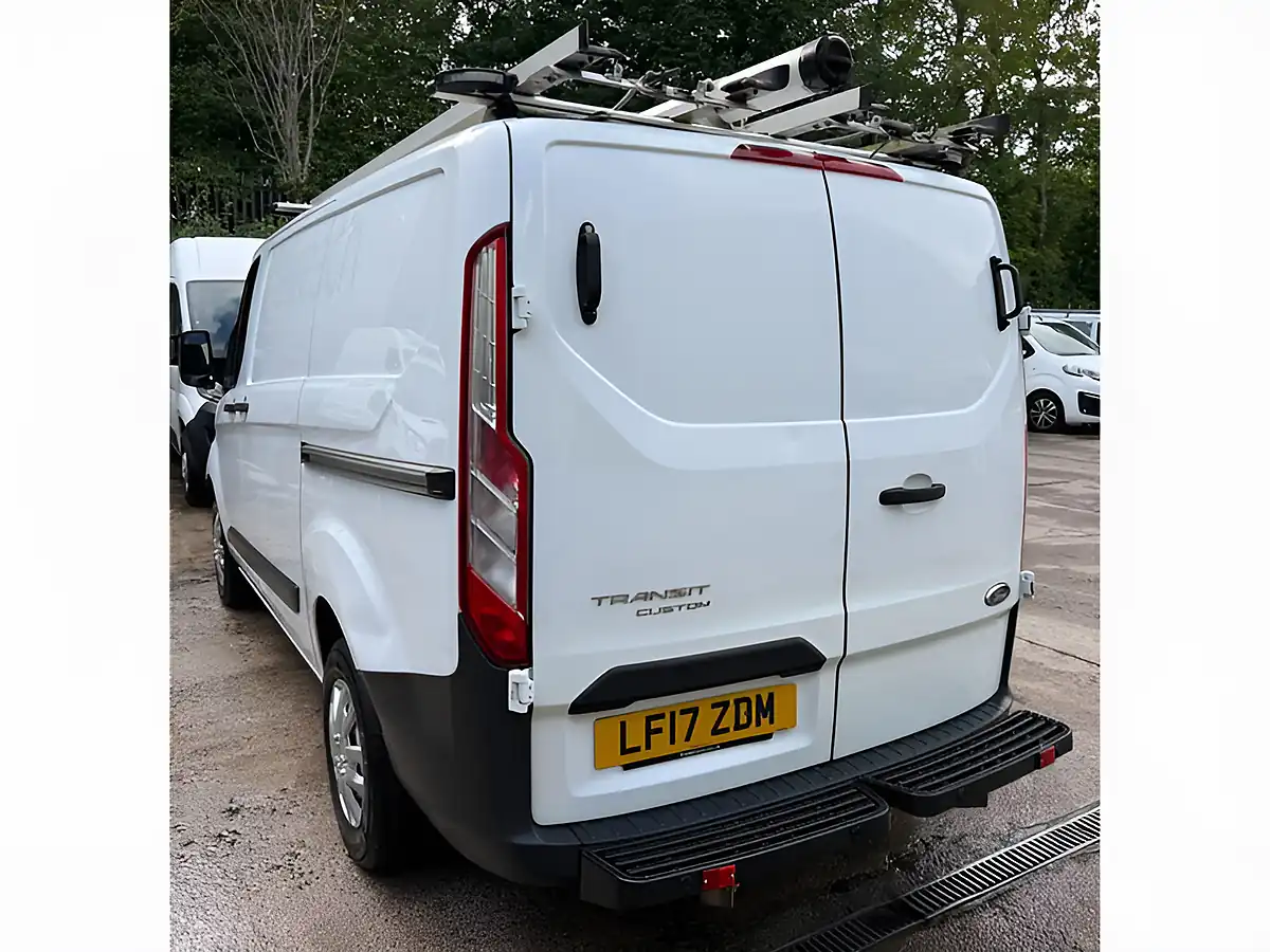 Used 2017 Ford Transit Custom 310 Panel Van L1 H1 White - Interior and Exterior details 10