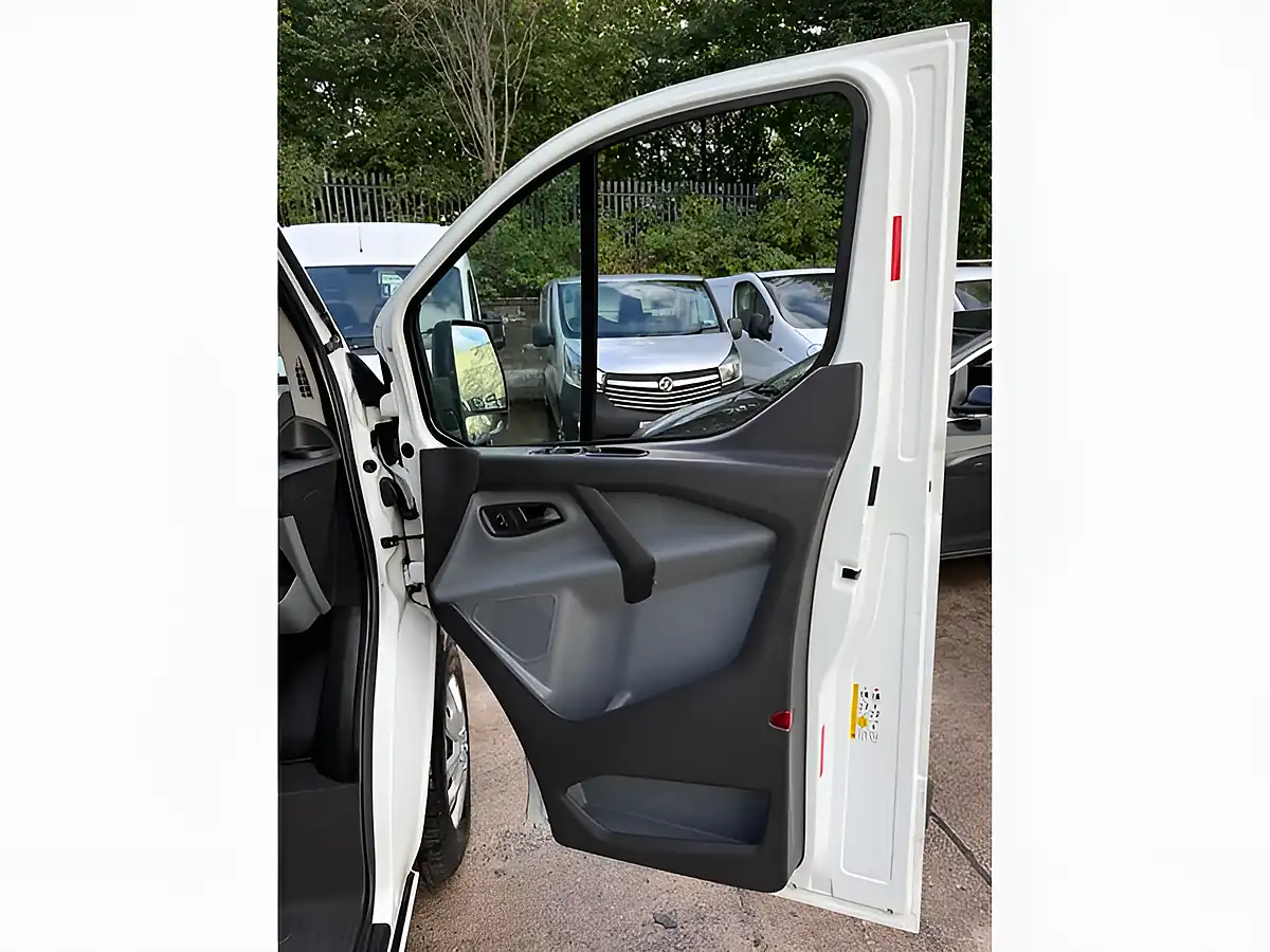 Used 2017 Ford Transit Custom 310 Panel Van L1 H1 White - Interior and Exterior details 15
