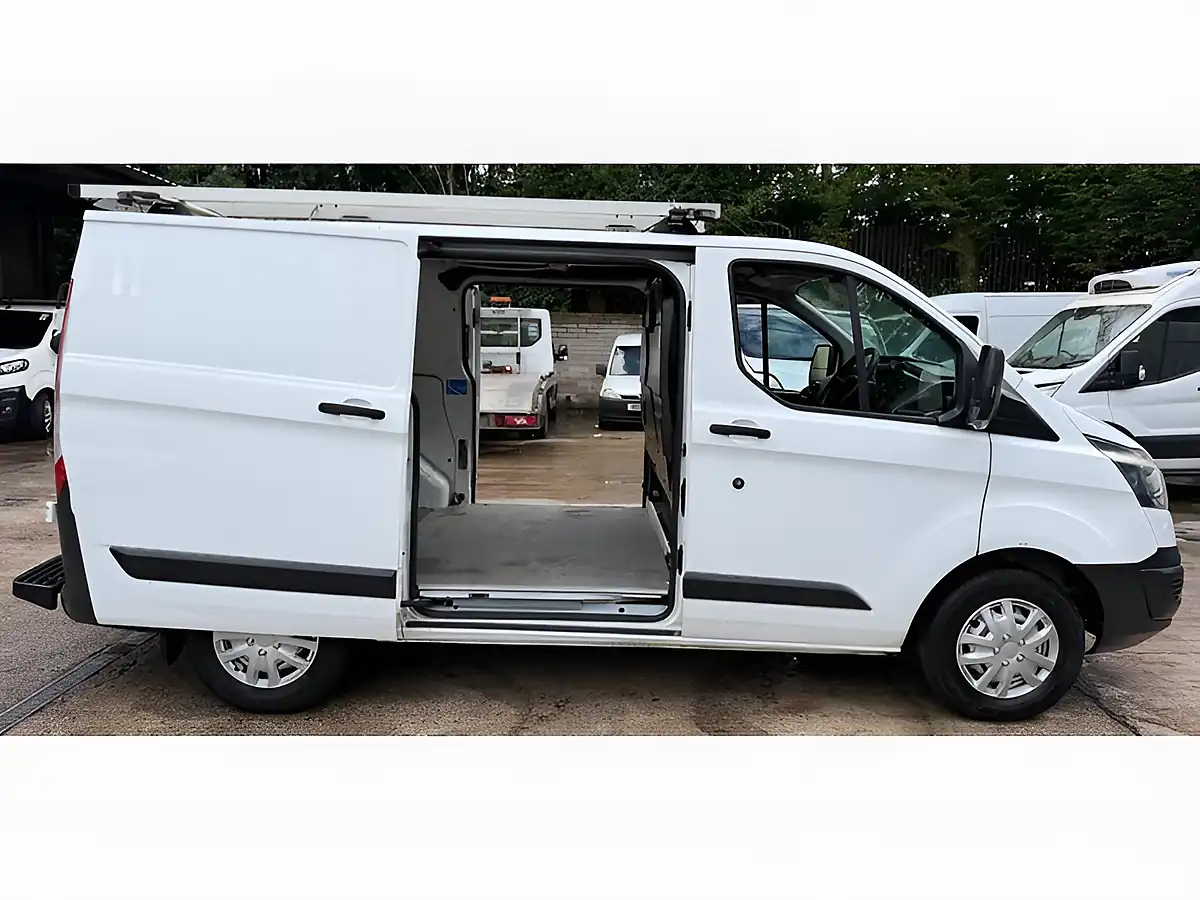 Used 2017 Ford Transit Custom 310 Panel Van L1 H1 White - Interior and Exterior details 20