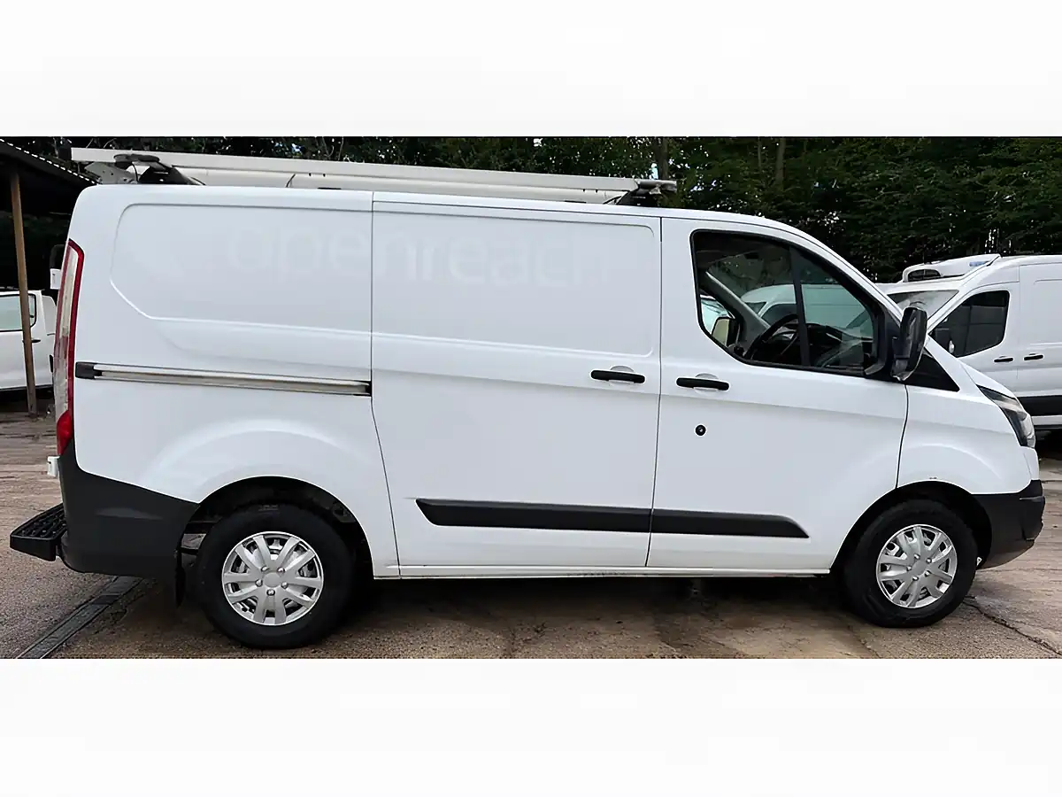 Used 2017 Ford Transit Custom 310 Panel Van L1 H1 White - Interior and Exterior details 7