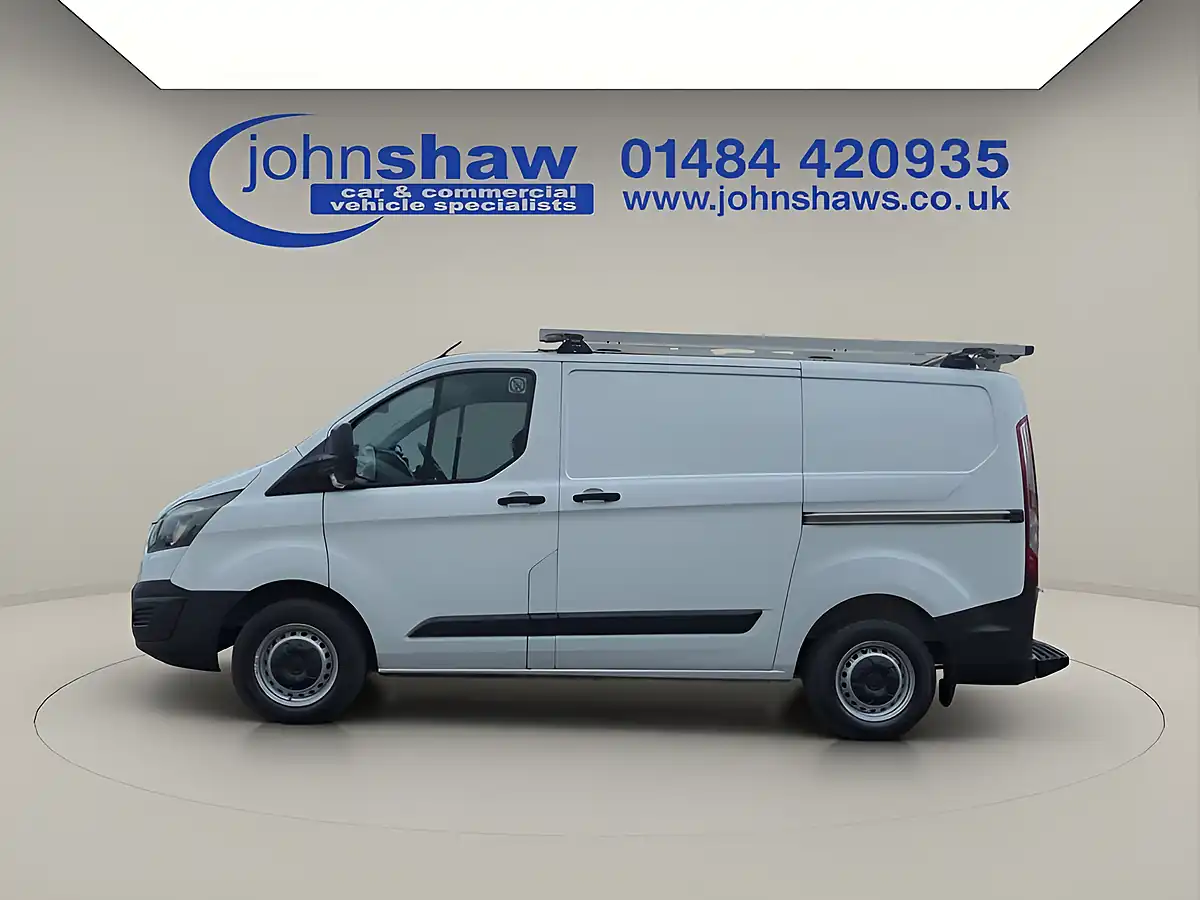 Used 2017 Ford Transit Custom 310 Panel Van L1 H1 White - Interior and Exterior details 10