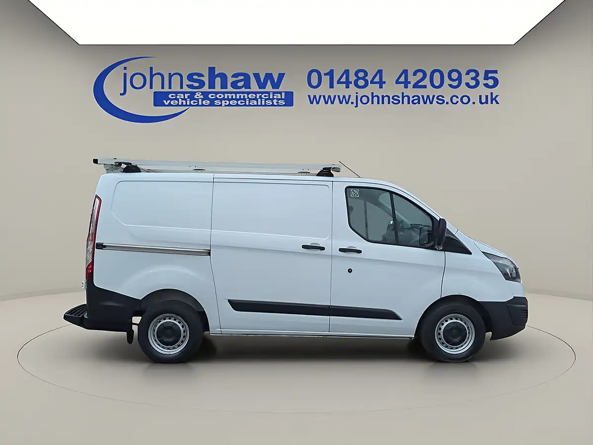Used 2017 Ford Transit Custom 310 Panel Van L1 H1 White - Interior and Exterior details 11